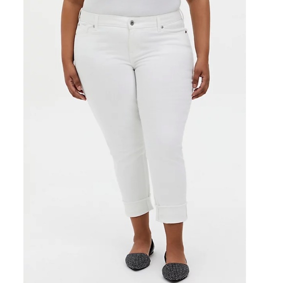torrid Denim - Torrid CROP BOYFRIEND JEAN - VINTAGE STRETCH WHITE